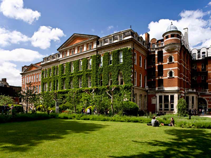 kings-college-london exterior